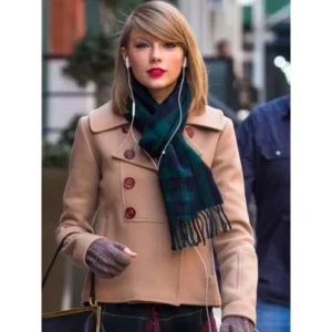 taylor-swift-new-york-street-peacoat