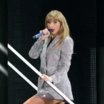 taylor-swift-silver-blazer-1