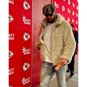 travis-kelce-texans-vs-chiefs-fur-jacket